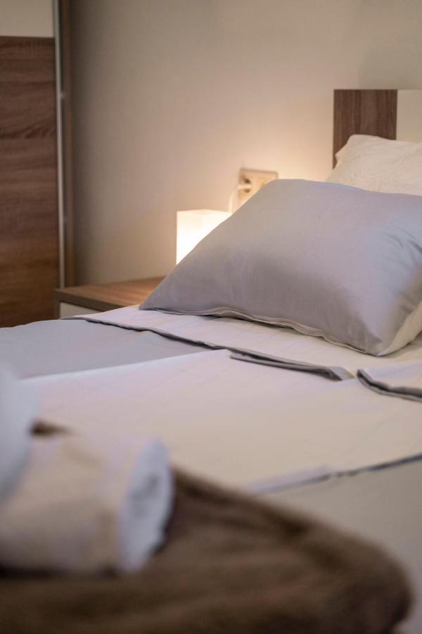 House Fidulic - Apartment The Lavender Лумбарда Екстериор снимка