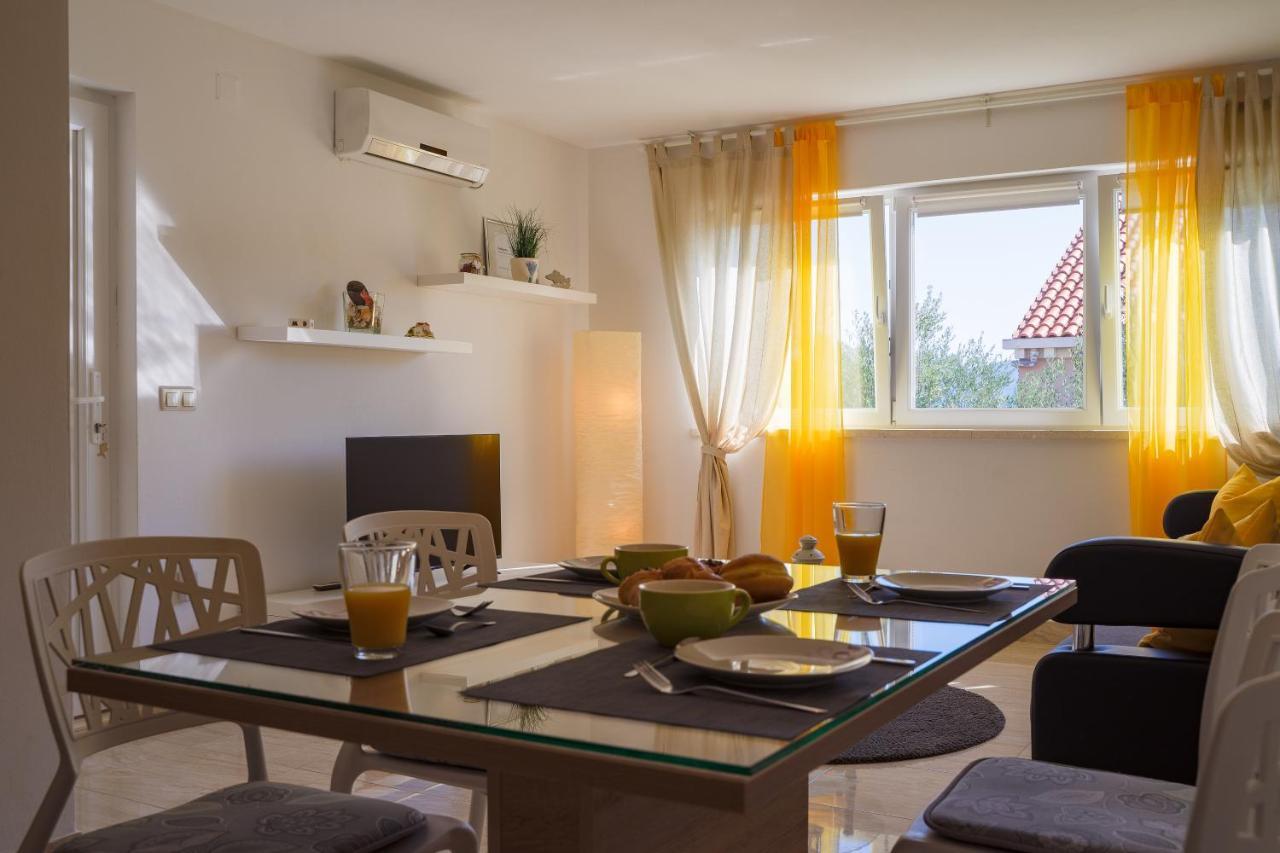 House Fidulic - Apartment The Lavender Лумбарда Екстериор снимка